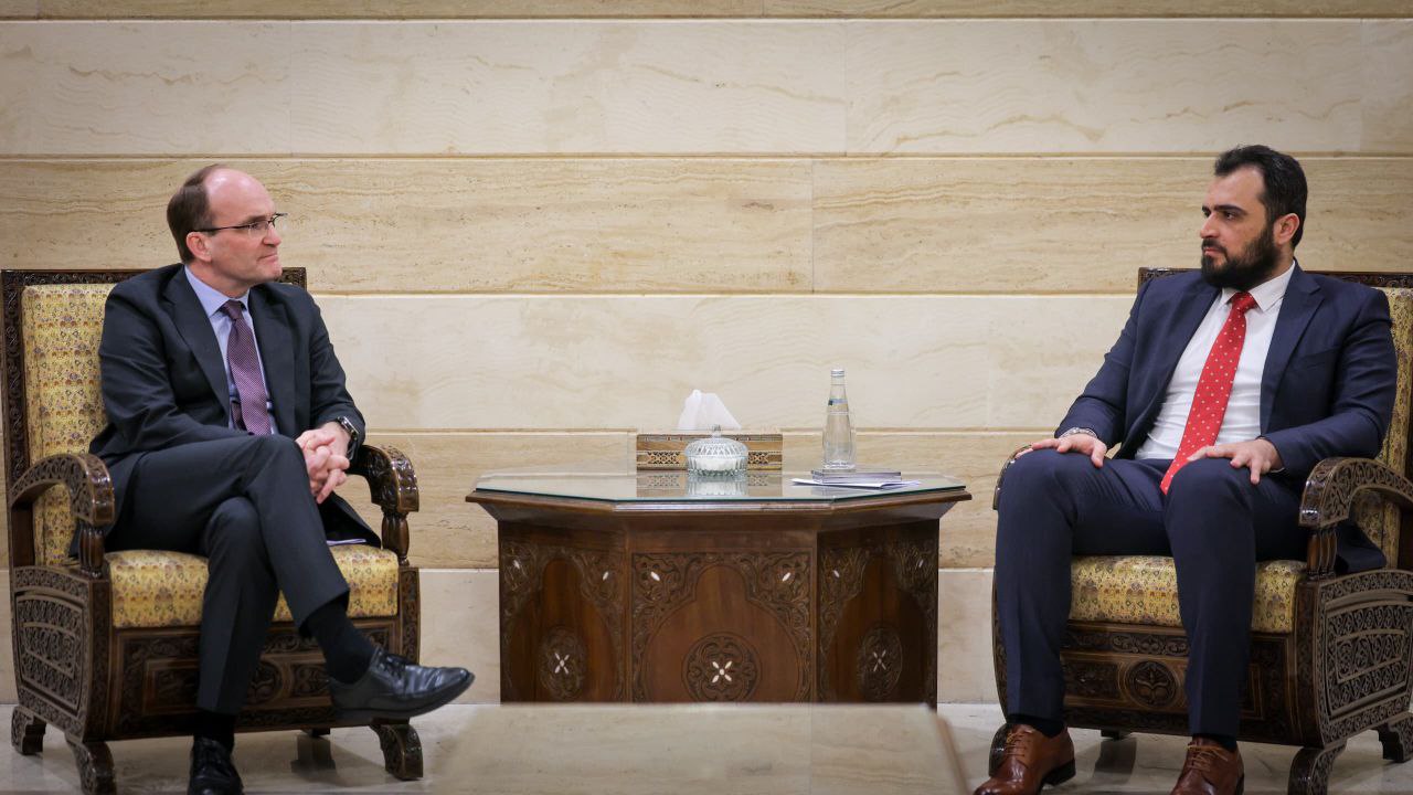 التقى مدير إدارة التعاون الدولي في وزارة الخارجية والمغتربين السيد قتيبة قاديش في العاصمة دمشق بالمدير العام لوكالة التعاون الدولي السويدية السيد جاكوب غرانيه
