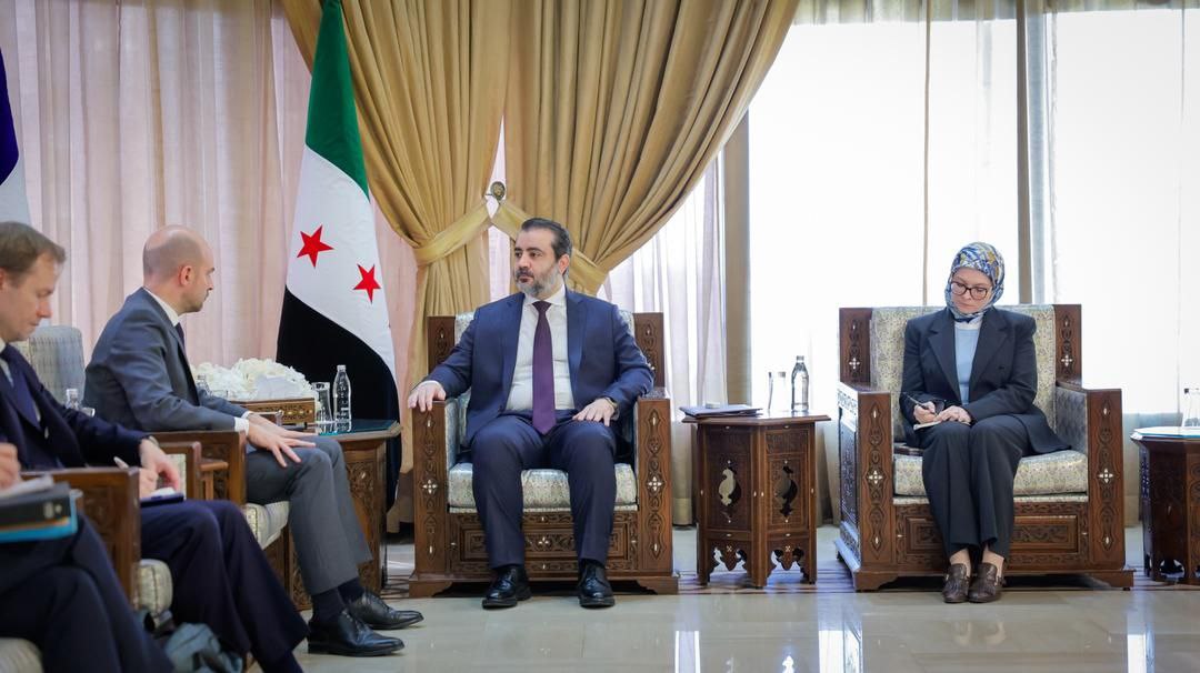 استقبل وزير الخارجية والمغتربين السيد أسعد حسن الشيباني نظيره الفرنسي السيد جان نويل بارو في العاصمة دمشق