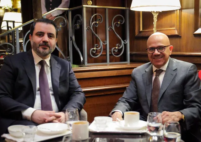 التقى وزير الخارجية والمغتربين السيد أسعد حسن الشيباني بوزير خارجية مملكة البحرين الشقيقة الدكتور عبد اللطيف بن راشد الزياني