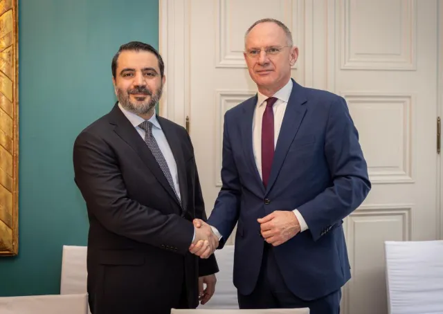 التقى وزير الخارجية والمغتربين السيد أسعد حسن الشيباني وزير الداخلية النمساوي السيد غيرهارد كارنر