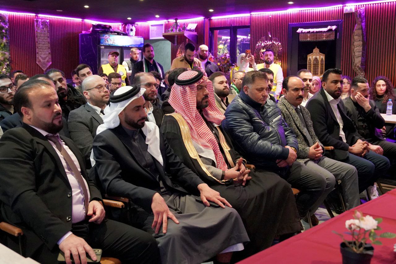 اجتمع وفد تقني من وزارة الخارجية والمغتربين، ضمّ مدير الإدارة القنصلية السيد محمد العمر ومدير إدارة شؤون المغتربين السيد محمد عبد السلام، بعدد من أبناء الجالية السورية في العاصمة البلجيكية بروكسل