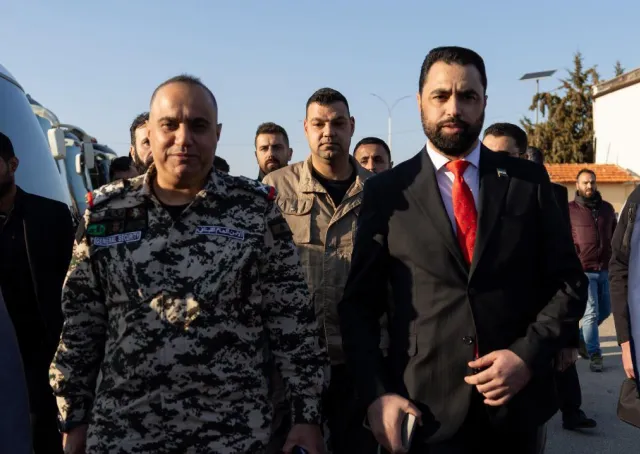 برعاية وزارة الخارجية والمغتربين، وبالتعاون مع وزارة العدل ووزارة الداخلية، تم استلام الدفعة الأولى من السجناء السوريين في السجون اللبنانية