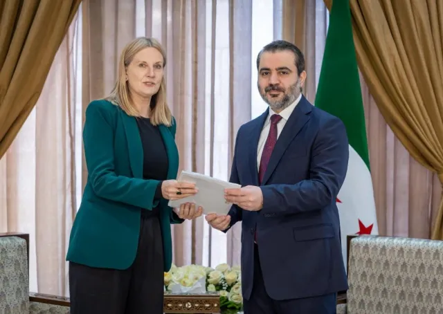 استقبل وزير الخارجية والمغتربين السيد أسعد حسن الشيباني، في العاصمة دمشق، سفيرة مملكة النرويج لدى الجمهورية العربية السورية هيلدي هارالدستاد