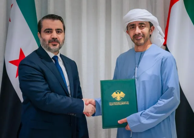 التقى وزير الخارجية والمغتربين السيد أسعد حسن الشيباني بوزير خارجية الإمارات العربية المتحدة سمو الشيخ عبد الله بن زايد آل نهيان في أبوظبي