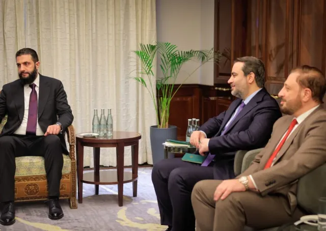 التقى فخامة رئيس الجمهورية العربية السورية برفقة وزير الخارجية والمغتربين بوزير الداخلية الألماني السيد ألكسندر دوبريندت