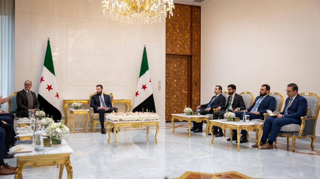 استقبل فخامة رئيس الجمهورية العربية السورية ، بحضور وزير الخارجية والمغتربين في العاصمة دمشق، وكيل الأمين العام للأمم المتحدة للشؤون الإنسانية، ووكيل الأمين العام والمدير التنفيذي لبرنامج الأمم المتحدة الإنمائي