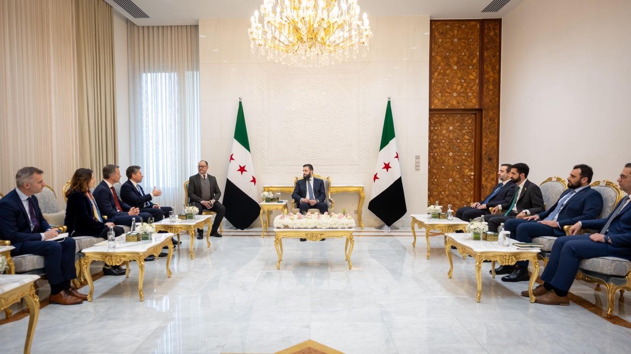 استقبل فخامة رئيس الجمهورية العربية السورية ، بحضور وزير الخارجية والمغتربين في العاصمة دمشق، وكيل الأمين العام للأمم المتحدة للشؤون الإنسانية، ووكيل الأمين العام والمدير التنفيذي لبرنامج الأمم المتحدة الإنمائي