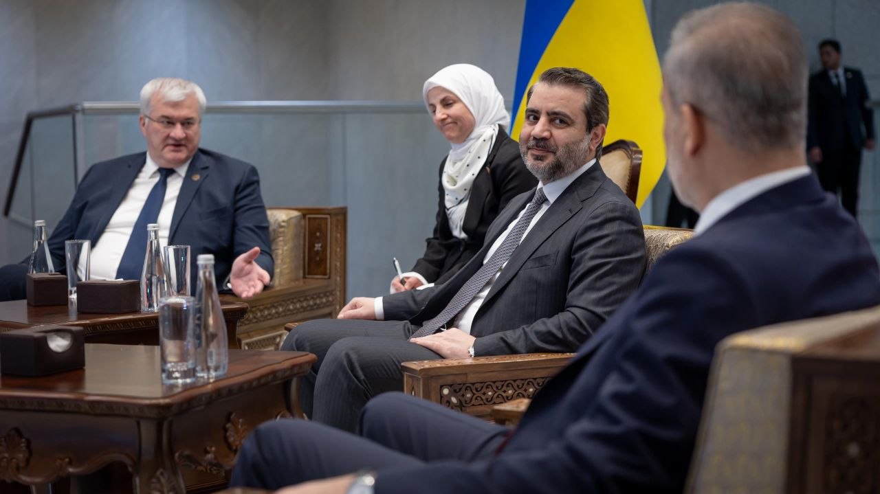عقد وزير الخارجية والمغتربين السيد أسعد حسن الشيباني، ووزير الخارجية التركي السيد هاكان فيدان، ووزير الخارجية الأوكراني السيد أندري سيبيغا اجتماعًا في العاصمة دمشق