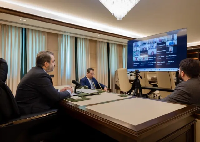 شارك وزير الخارجية والمغتربين السيد أسعد حسن الشيباني في الجلسة الوزارية التي نظّمتها لجنة الأمم المتحدة الاقتصادية والاجتماعية لغرب آسيا (الإسكوا)، عبر تقنية الاتصال المرئي