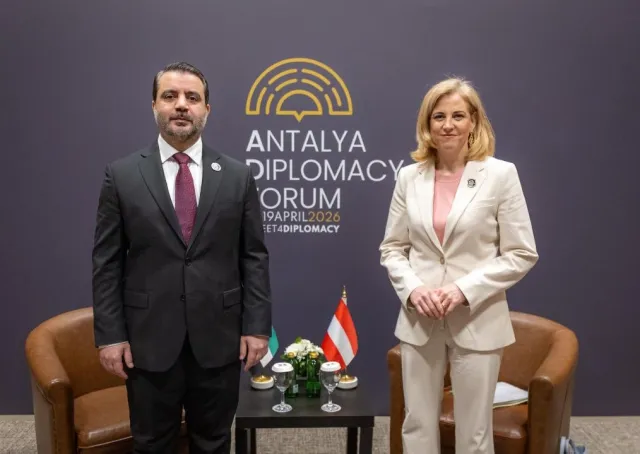 التقى وزير الخارجية والمغتربين السيد أسعد حسن الشيباني، بوزيرة الشؤون الأوروبية والدولية ووزيرة خارجية النمسا السيدة بياتي ماينل ريزينغر