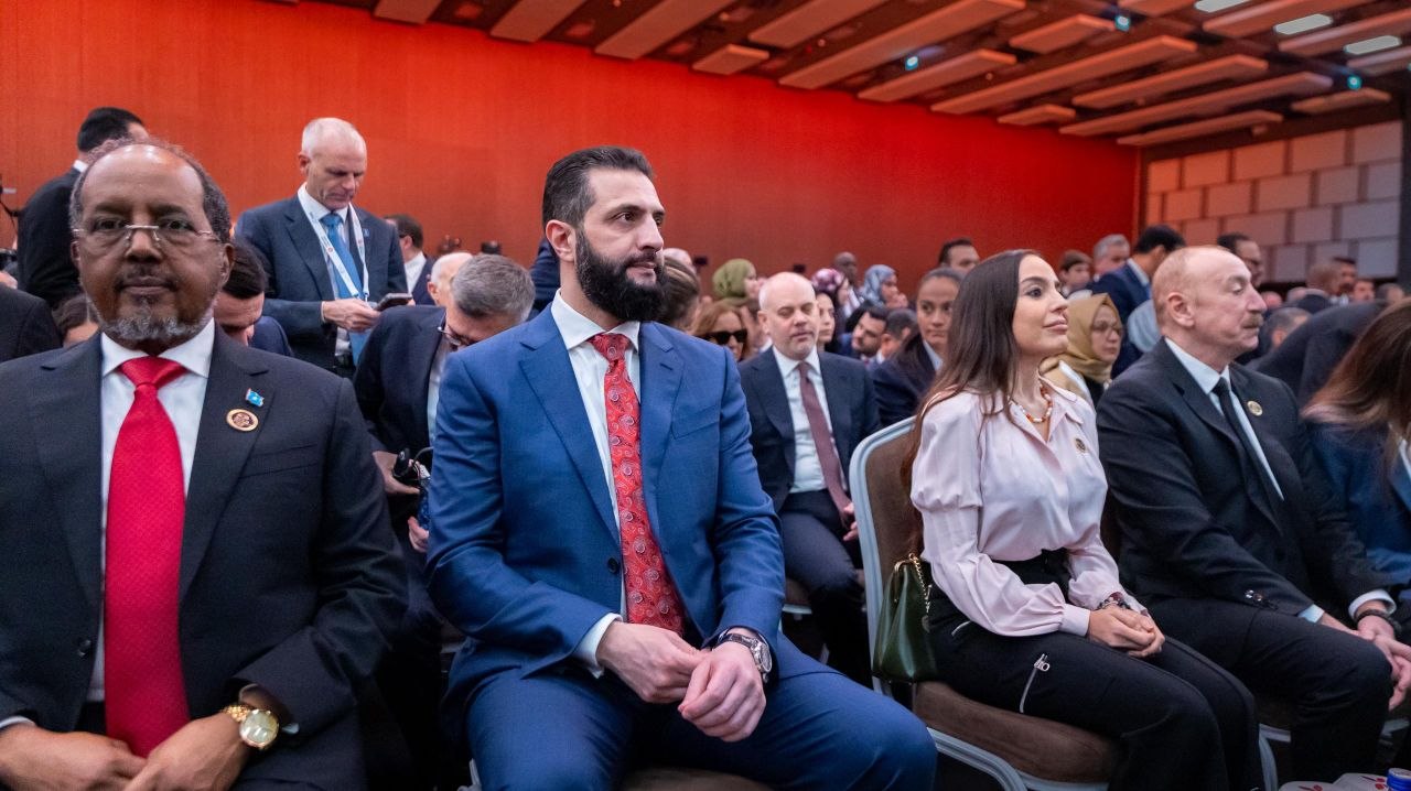 شارك فخامة رئيس الجمهورية السيد أحمد الشرع، يرافقه وزير الخارجية والمغتربين السيد أسعد حسن الشيباني، في الافتتاح الرسمي لمنتدى أنطاليا الدبلوماسي