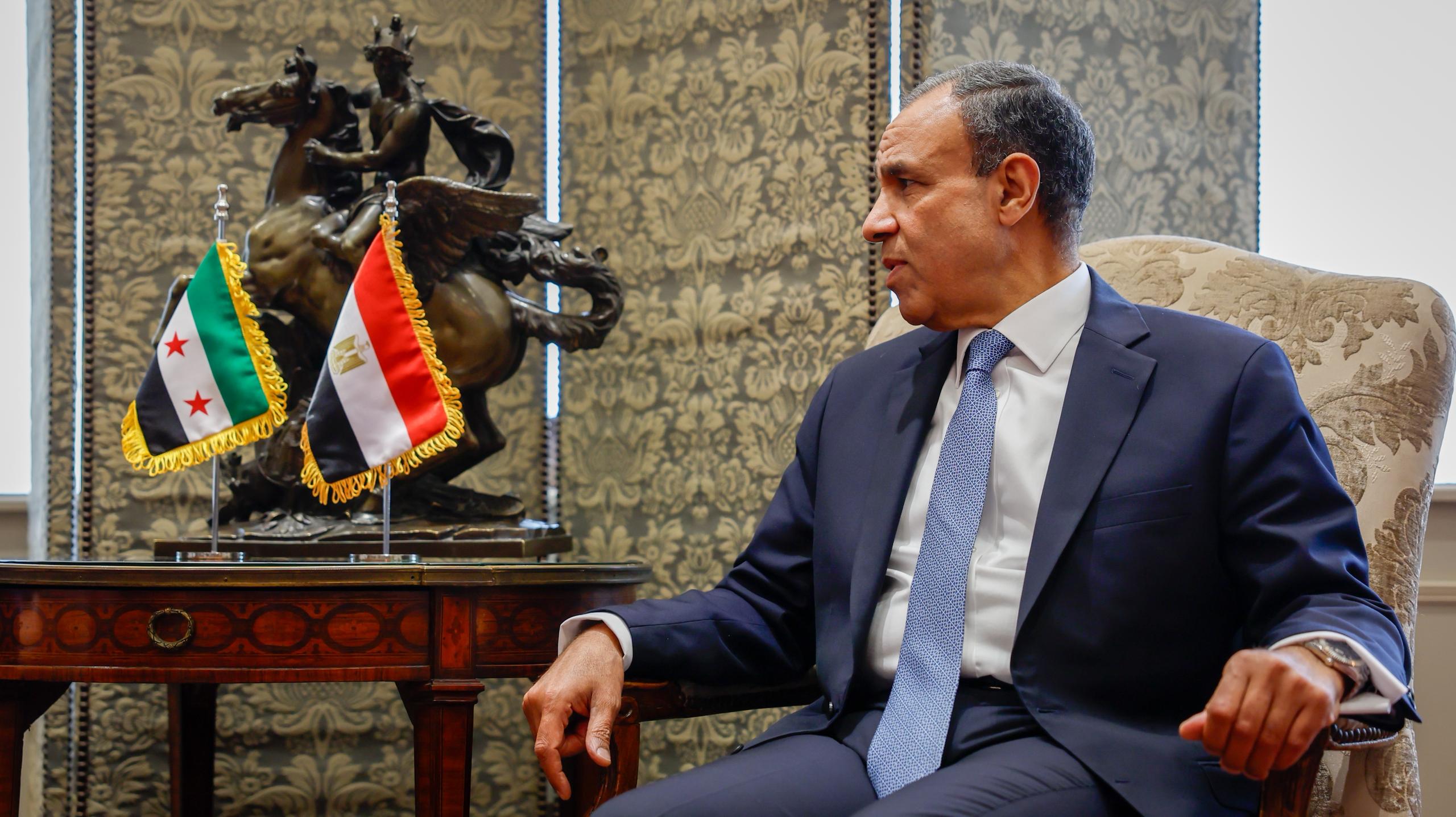 التقى وزير الخارجية والمغتربين السيد أسعد حسن الشيباني، وزير الخارجية المصري الدكتور بدر عبد العاطي، في العاصمة القاهرة