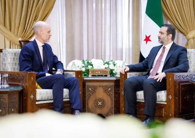 استقبل وزير الخارجية والمغتربين السيد أسعد حسن الشيباني في دمشق المدير العام للشؤون العالمية في وزارة خارجية السويد السيد ميكائيل ليندفال