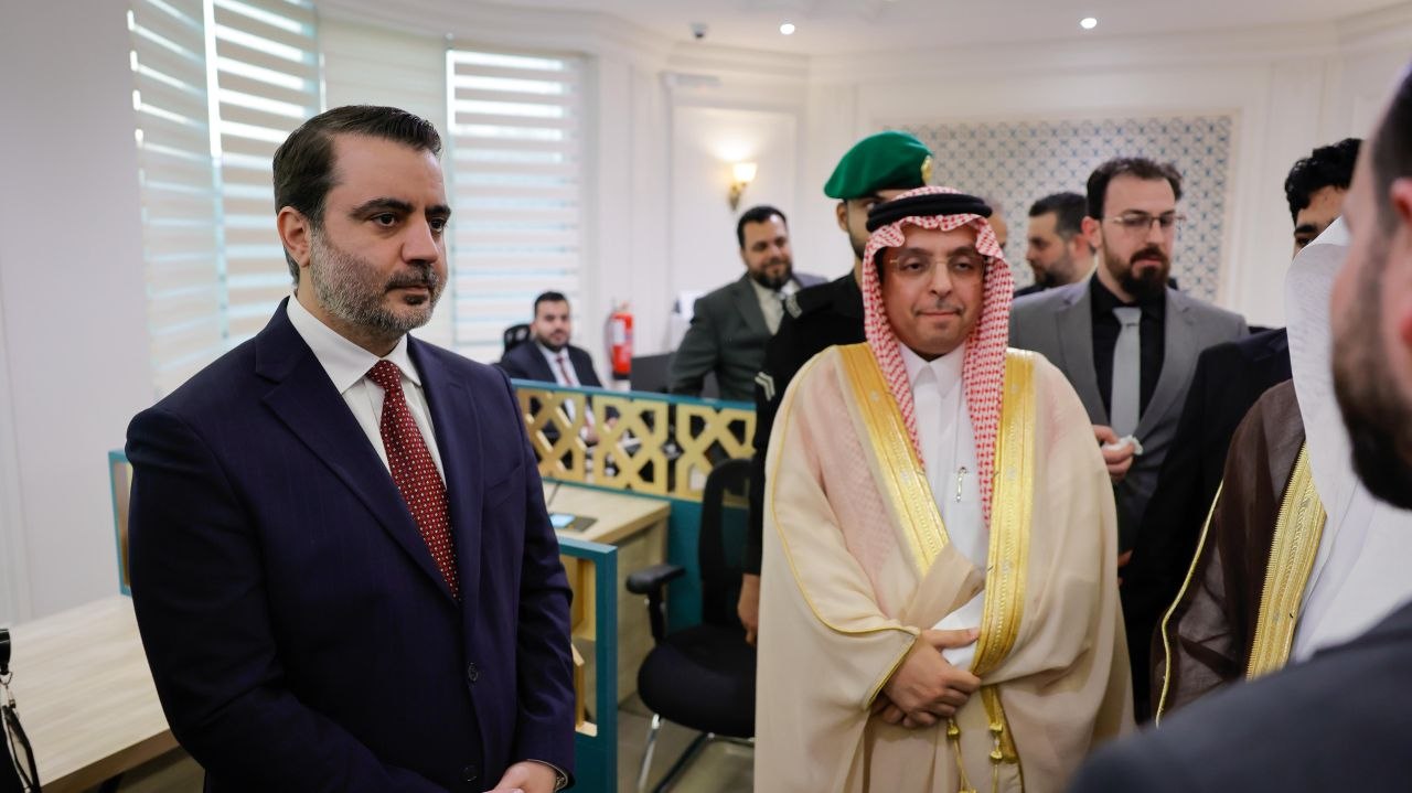 وزير الخارجية والمغتربين السيد أسعد حسن الشيباني، يفتتح القنصلية السورية بمدينة جدة في المملكة العربية السعودية