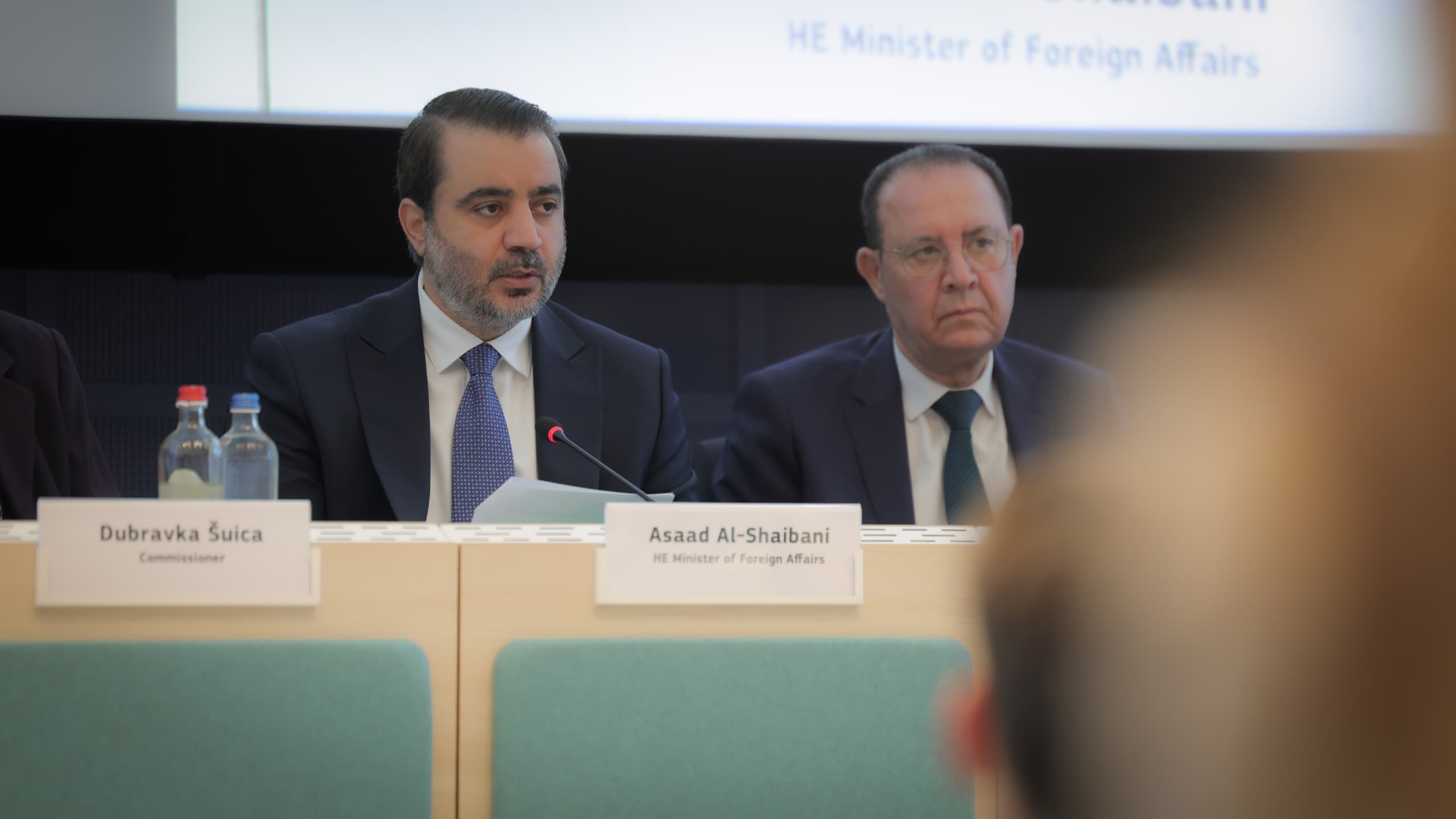 شارك وزير الخارجية والمغتربين السيد أسعد حسن الشيباني والوفد المرافق له، في الجلسة الافتتاحية لأعمال الحوار السياسي رفيع المستوى بين الجمهورية العربية السورية والاتحاد الأوروبي في بروكسل