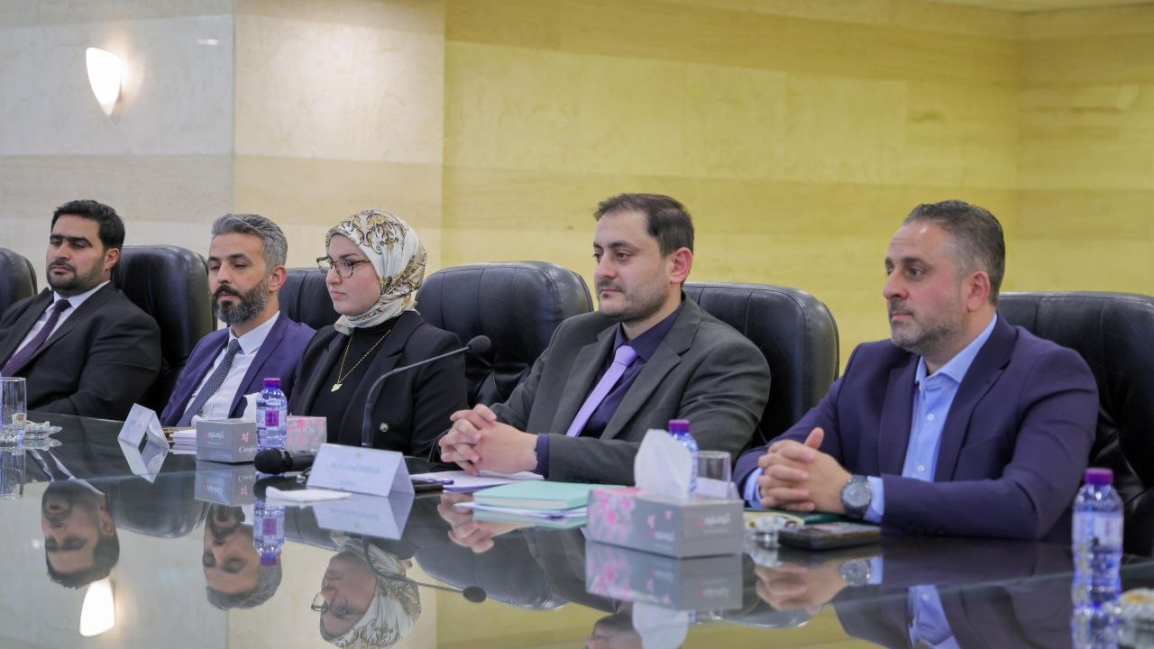 عقدت إدارة التعاون الدولي في وزارة الخارجية والمغتربين ورشة عمل لتنسيق آلية العمل الإنساني واتصالها مع التعافي المبكر والتنمية المستدامة