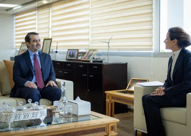 عقد وزير الخارجية والمغتربين السيد أسعد حسن الشيباني لقاءً مع وزيرة الانتقال الطاقي والتنمية المستدامة في المملكة المغربية الشقيقة السيدة ليلى بنعلي