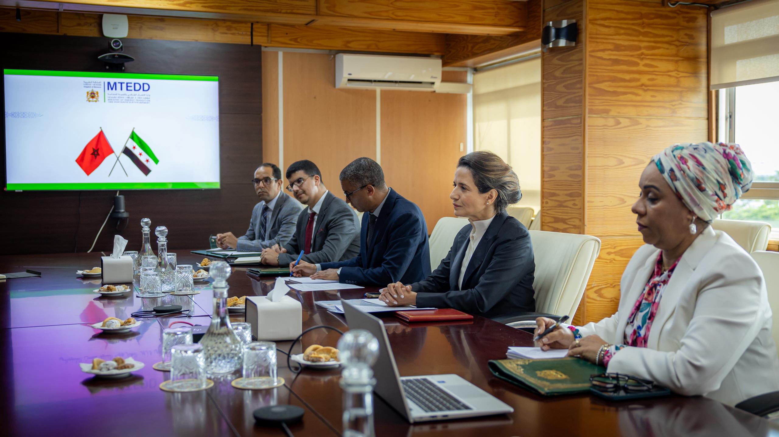 عقد وزير الخارجية والمغتربين السيد أسعد حسن الشيباني لقاءً مع وزيرة الانتقال الطاقي والتنمية المستدامة في المملكة المغربية الشقيقة السيدة ليلى بنعلي