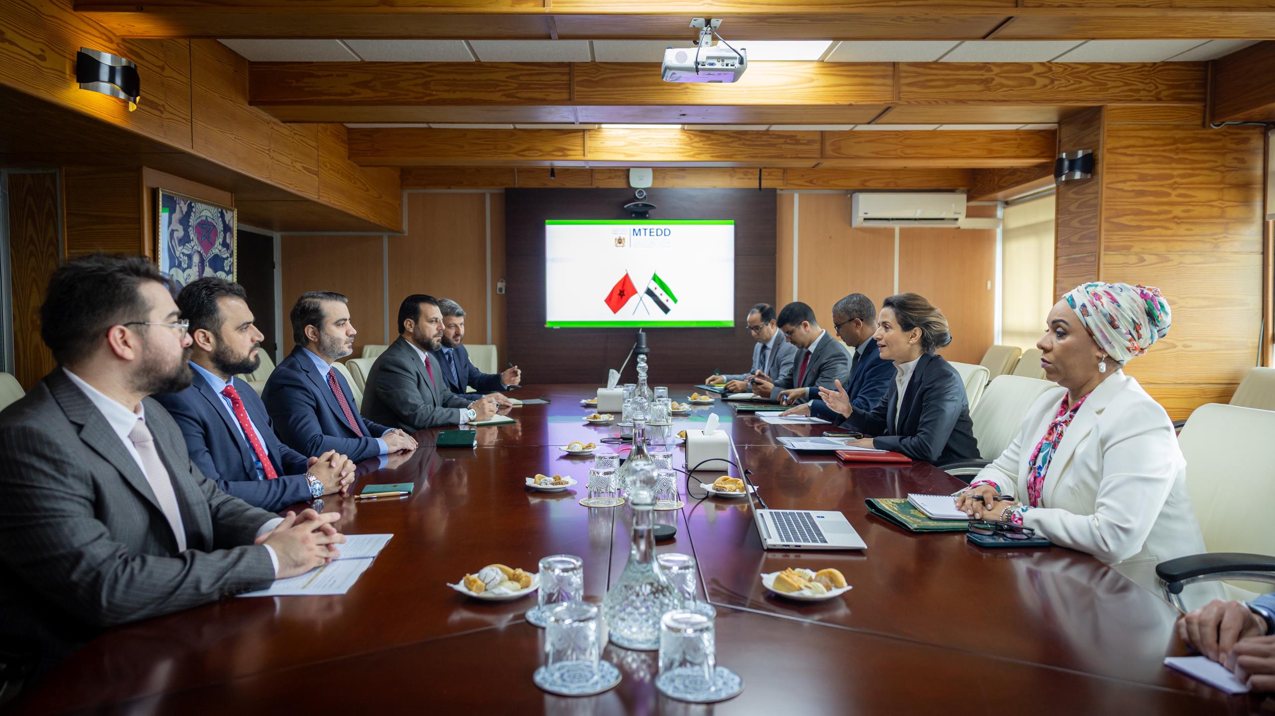 عقد وزير الخارجية والمغتربين السيد أسعد حسن الشيباني لقاءً مع وزيرة الانتقال الطاقي والتنمية المستدامة في المملكة المغربية الشقيقة السيدة ليلى بنعلي