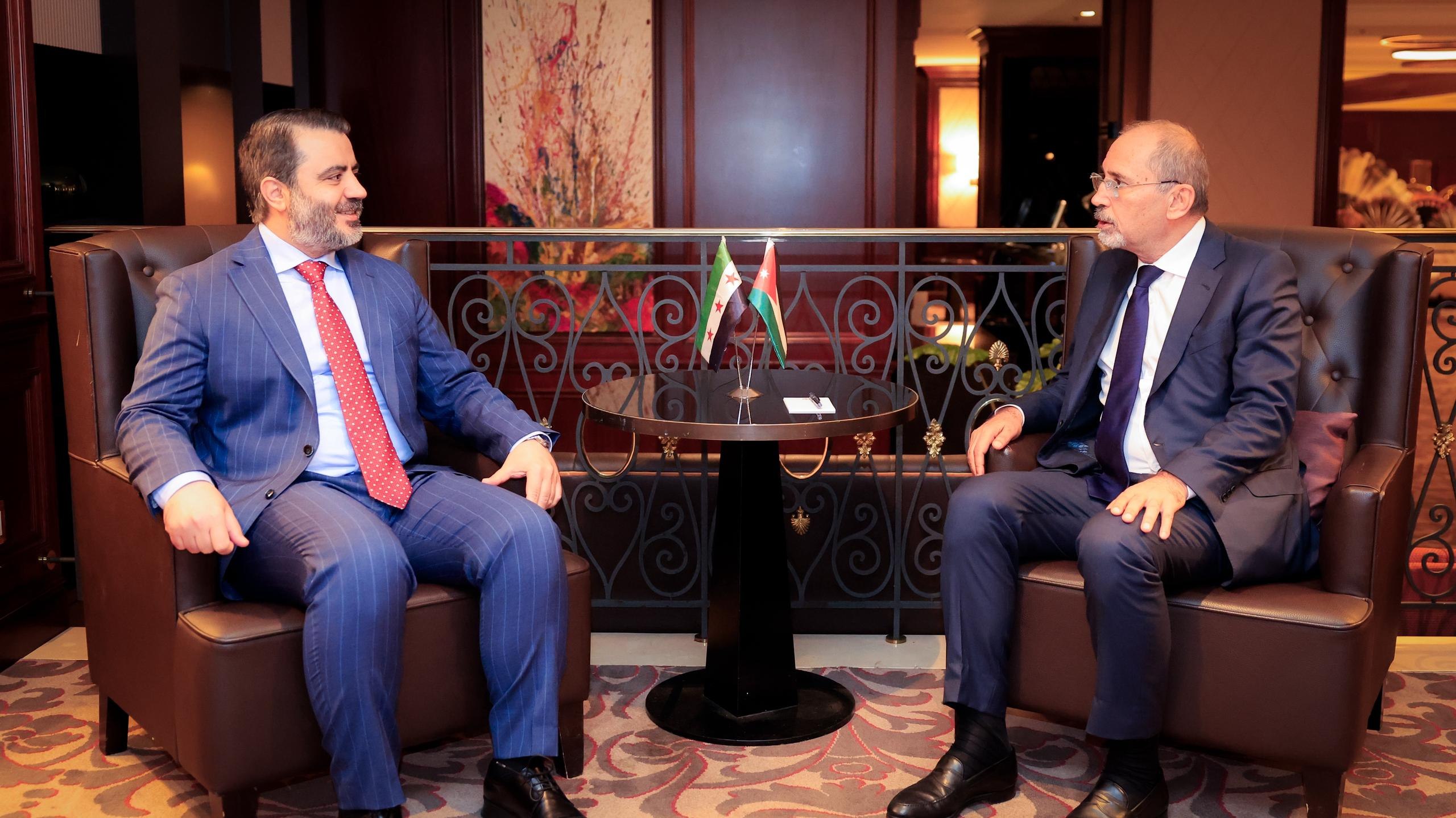 A bilateral meeting brought together Minister of Foreign Affairs and Expatriates Mr. Asaad Hassan Al-Shibani and his Jordanian counterpart Mr. Ayman Safadi on the sidelines of the Union for the Mediterranean Meeting held in Brussels.