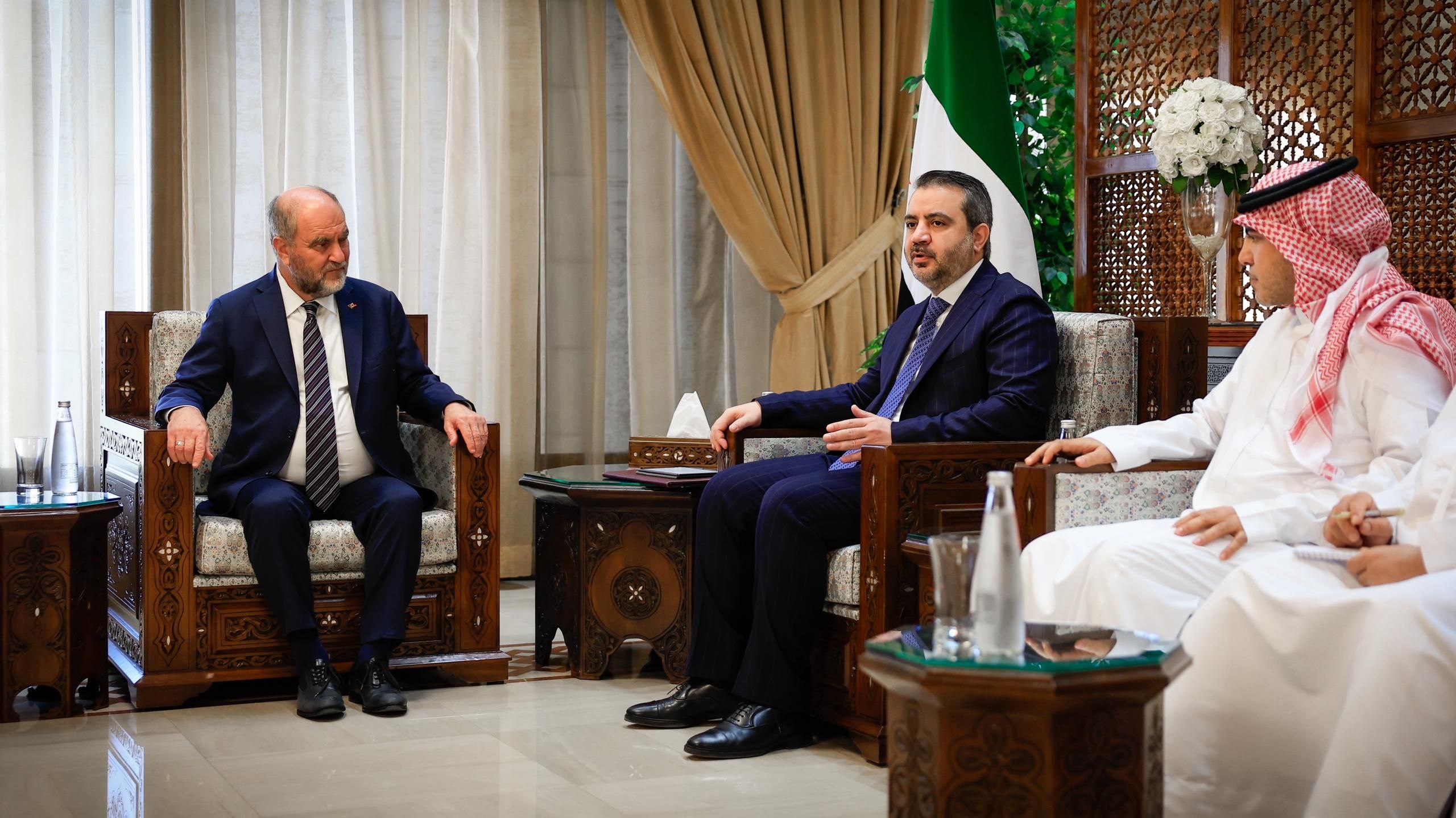 Minister of Foreign Affairs and Expatriates Asaad Hassan Al-Shaibani receives ambassadors of Arab and Islamic countries in Damascus