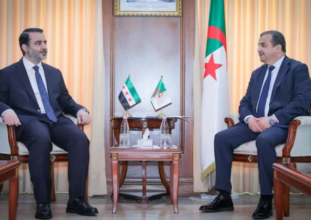 التقى وزير الخارجية والمغتربين السيد أسعد حسن الشيباني مع وزير الدولة، وزير المحروقات في جمهورية الجزائر الديمقراطية الشعبية السيد محمد عرقاب