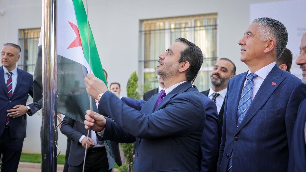 وزير الخارجية والمغتربين السيد أسعد حسن الشيباني يفتتح القنصلية العامة للجمهورية العربية السورية بمدينة غازي عنتاب في الجمهورية التركية