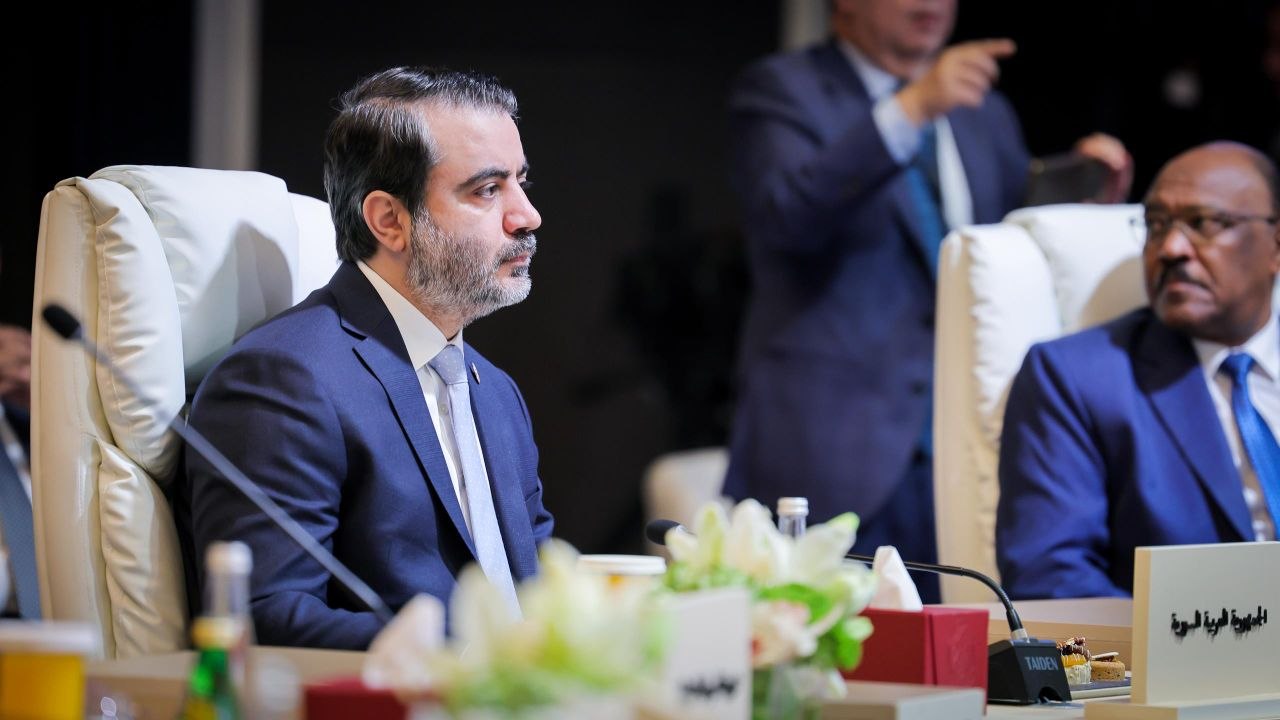 وزير الخارجية والمغتربين السيد أسعد حسن الشيباني يشارك في أعمال الاجتماع التشاوري العربي واجتماع مجلس جامعة الدول العربية على المستوى الوزاري في دورته العادية المستأنفة 165 في العاصمة الأردنية عمّان