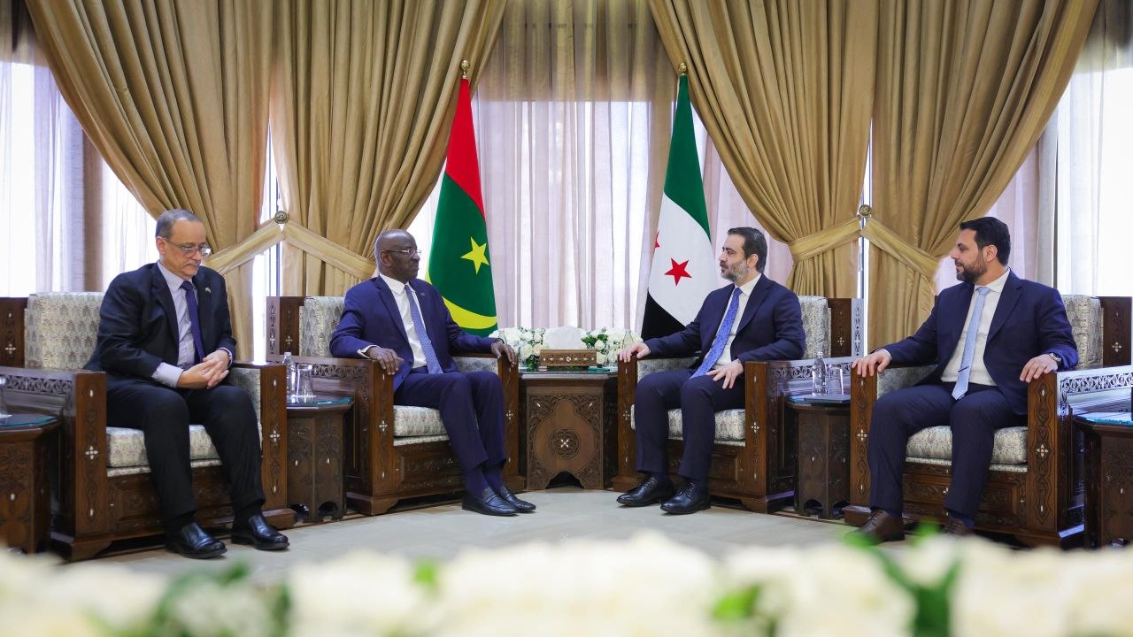 استقبل وزير الخارجية والمغتربين السيد أسعد حسن الشيباني في العاصمة دمشق وزير خارجية الجمهورية الإسلامية الموريتانية الشقيقة السيد محمد سالم ولد مرزوك.