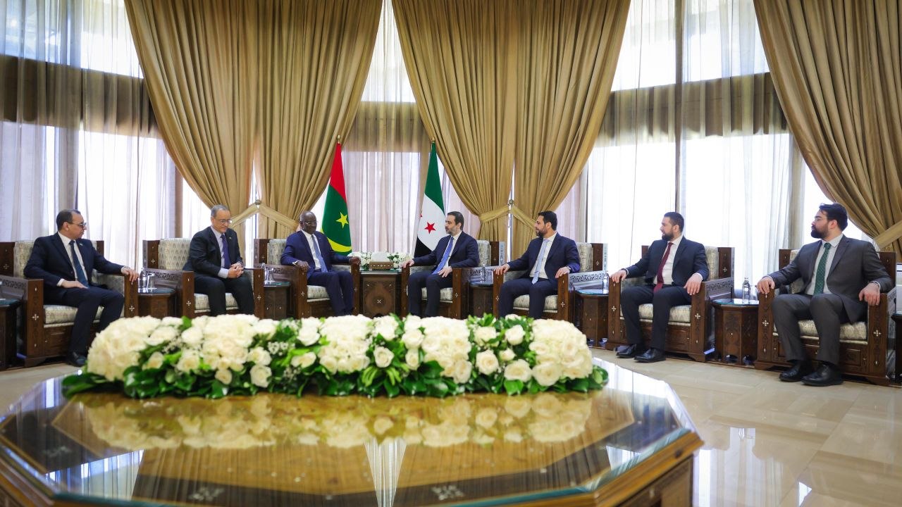 استقبل وزير الخارجية والمغتربين السيد أسعد حسن الشيباني في العاصمة دمشق وزير خارجية الجمهورية الإسلامية الموريتانية الشقيقة السيد محمد سالم ولد مرزوك.