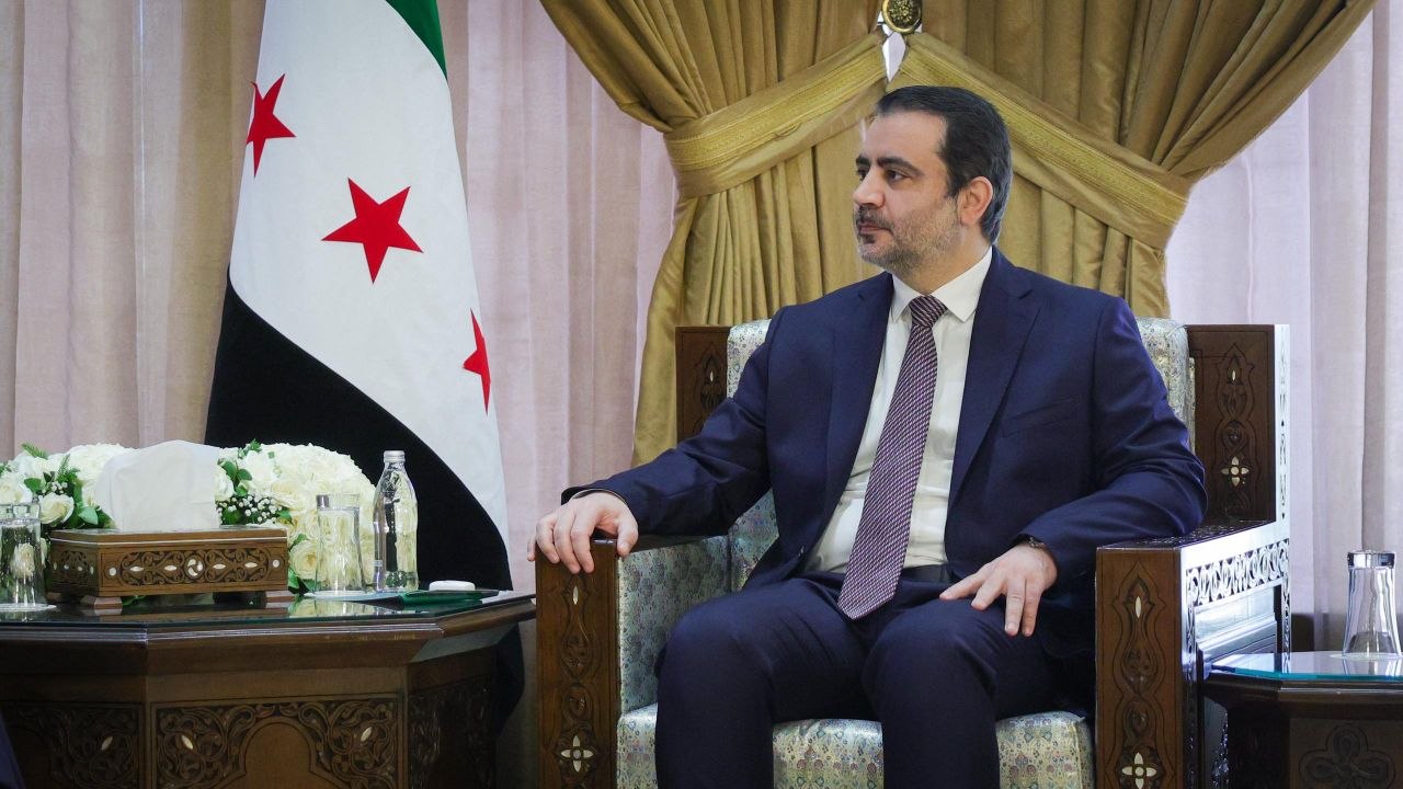 استقبل وزير الخارجية والمغتربين السيد أسعد حسن الشيباني، في العاصمة دمشق، وزير خارجية مملكة هولندا السيد توماس برندسن، ونائب رئيس مجلس الوزراء ووزير اللجوء والهجرة في مملكة هولندا السيد جيسبيرتوس فان دن برنك