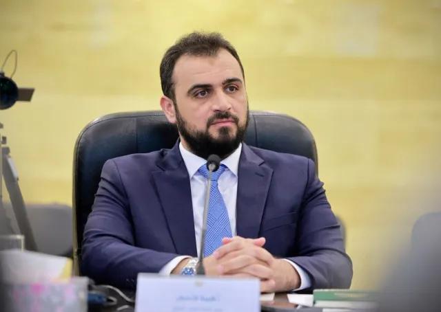 عقدت إدارة التعاون الدولي في وزارة الخارجية والمغتربين برئاسة السيد قتيبة قاديش، ورشة عمل بعنوان "نحو حوكمة عامة أكثر انفتاحًا وفعالية في سوريا"