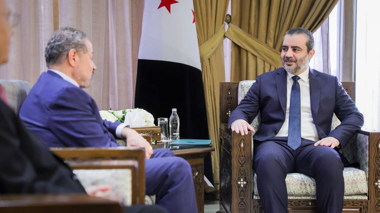 استقبل وزير الخارجية والمغتربين السيد أسعد حسن الشيباني في العاصمة دمشق اليوم، مستشار الرئيس الفلسطيني السيد ياسر عباس والوفد المرافق له.