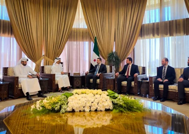 استقبل وزير الخارجية والمغتربين السيد أسعد حسن الشيباني سفير دولة قطر