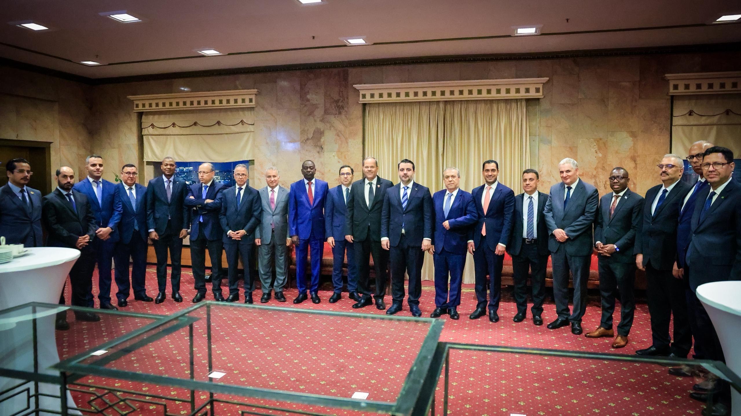 Minister of Foreign Affairs and Expatriates Asaad Hassan Al-Shaibani hostes a dinner banquet to ambassadors of Arab countries accredited to Moscow