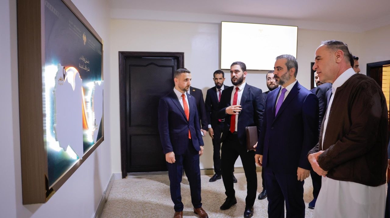 افتتح وزير الخارجية والمغتربين السيد أسعد حسن الشيباني سفارة الجمهورية العربية السورية في العاصمة الليبية طرابلس