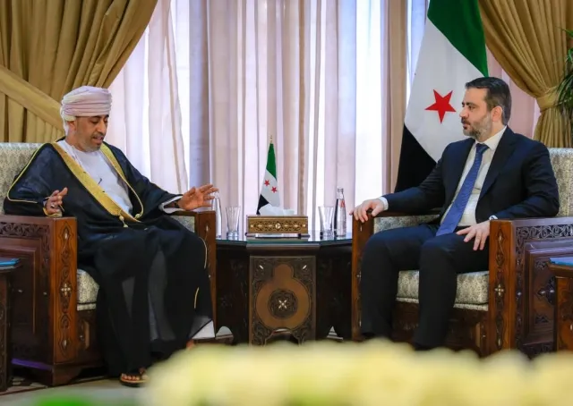التقى وزير الخارجية والمغتربين السيد أسعد حسن الشيباني اليوم في دمشق سفير سلطنة عمان في الجمهورية العربية السورية 