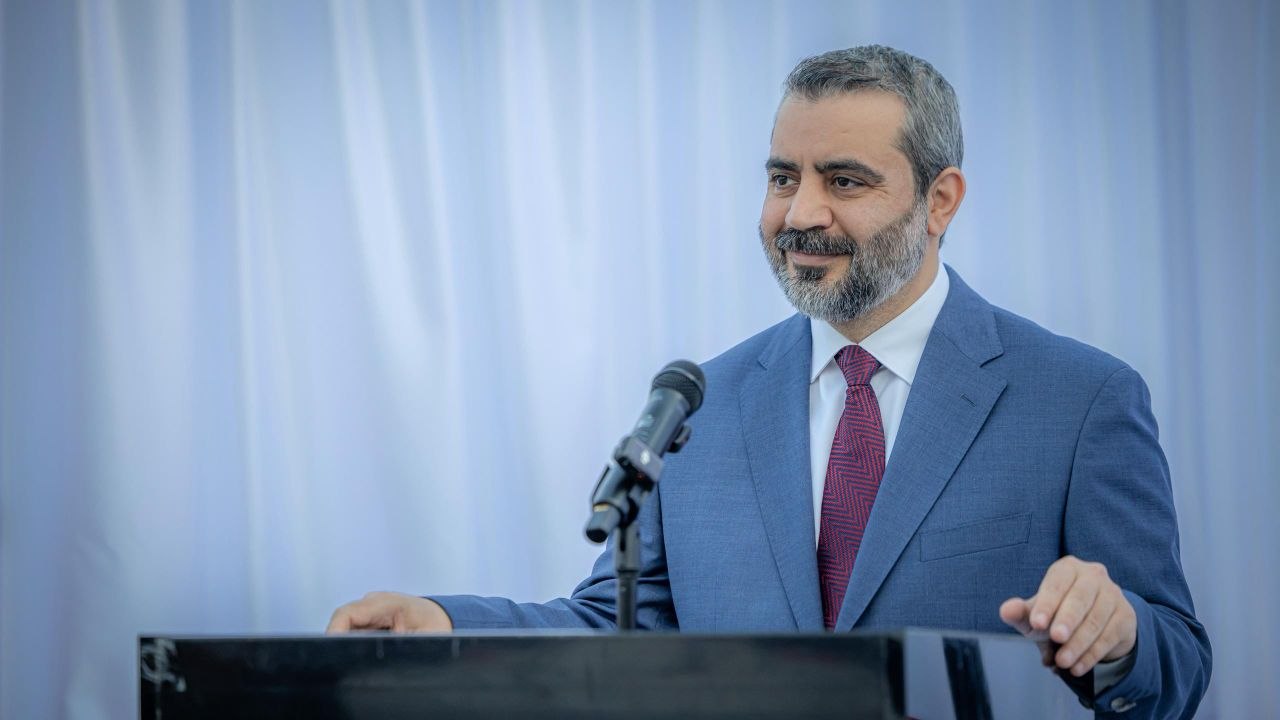 شارك وزير الخارجية والمغتربين السيد أسعد حسن الشيباني ووزير الخارجية الدنماركي السيد لارس لوكه راسموسن، في مراسم افتتاح سفارة مملكة الدنمارك في العاصمة دمشق