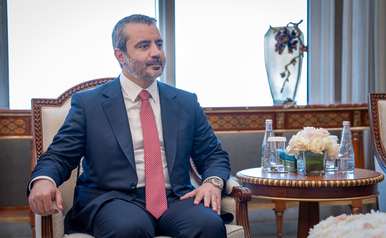 استقبل فخامة رئيس الجمهورية السيد أحمد الشرع ووزير الخارجية والمغتربين السيد أسعد حسن الشيباني اليوم في العاصمة دمشق، نائب رئيس الوزراء وزير الخارجية وشؤون المغتربين الأردني السيد أيمن الصفدي