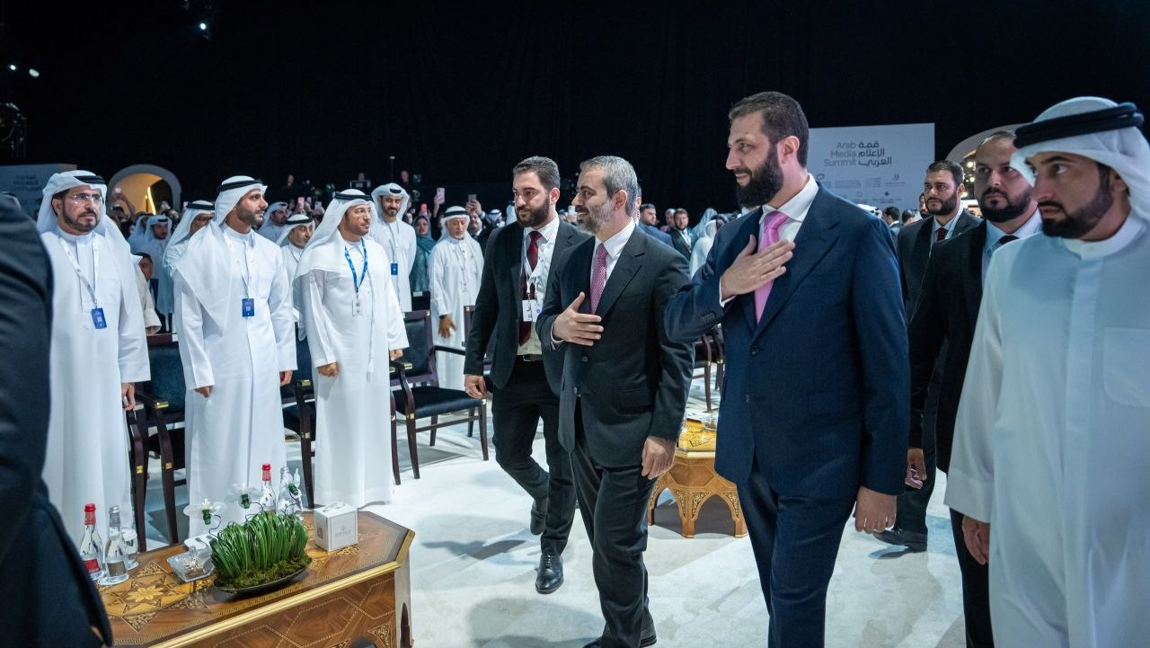 شارك وفد الجمهورية العربية السورية برئاسة فخامة الرئيس أحمد الشرع ووزير الخارجية والمغتربين السيد أسعد حسن الشيباني في فعاليات افتتاح الدورة الـ24 لقمة الإعلام العربي 2026 في دبي