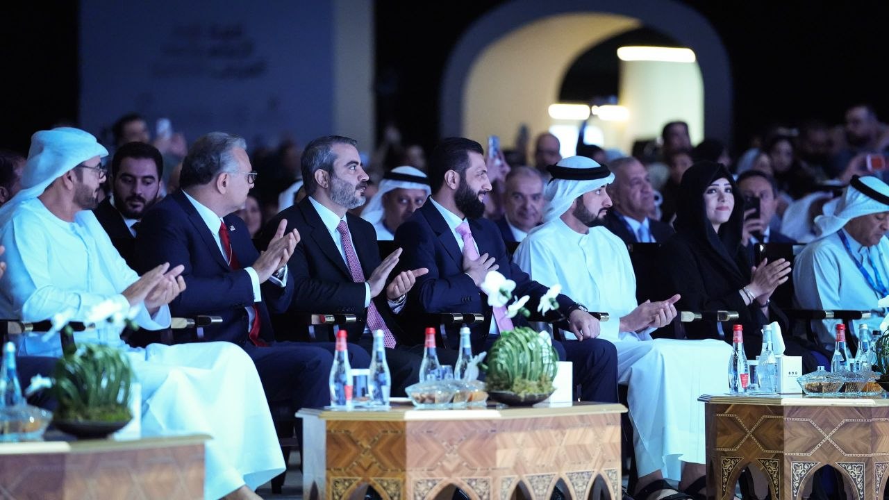 شارك وفد الجمهورية العربية السورية برئاسة فخامة الرئيس أحمد الشرع ووزير الخارجية والمغتربين السيد أسعد حسن الشيباني في فعاليات افتتاح الدورة الـ24 لقمة الإعلام العربي 2026 في دبي
