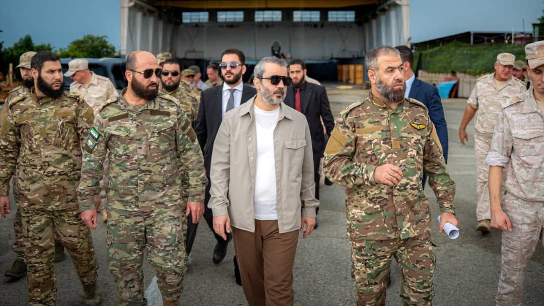 أجرى وزير الخارجية والمغتربين السيد أسعد حسن الشيباني جولة ميدانية داخل مطار اللاذقية الدولي