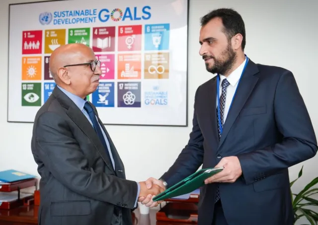 التقى مدير إدارة التعاون الدولي في وزارة الخارجية والمغتربين، السيد قتيبة قاديش، مساعد الأمين العام للأمم المتحدة في إدارة الشؤون الاقتصادية والاجتماعية السيد نافيد حنيف