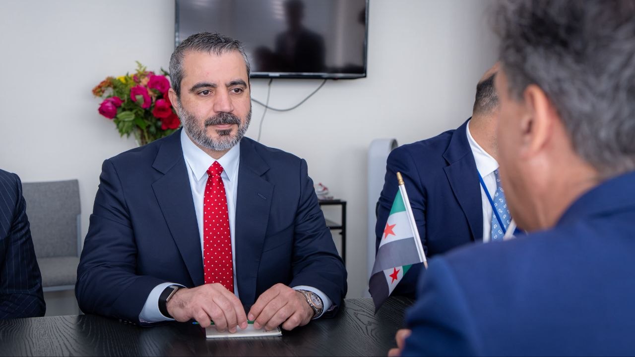 التقى وزير الخارجية والمغتربين السيد أسعد حسن الشيباني وزير خارجية المملكة المتحدة السيد إد ميليباند