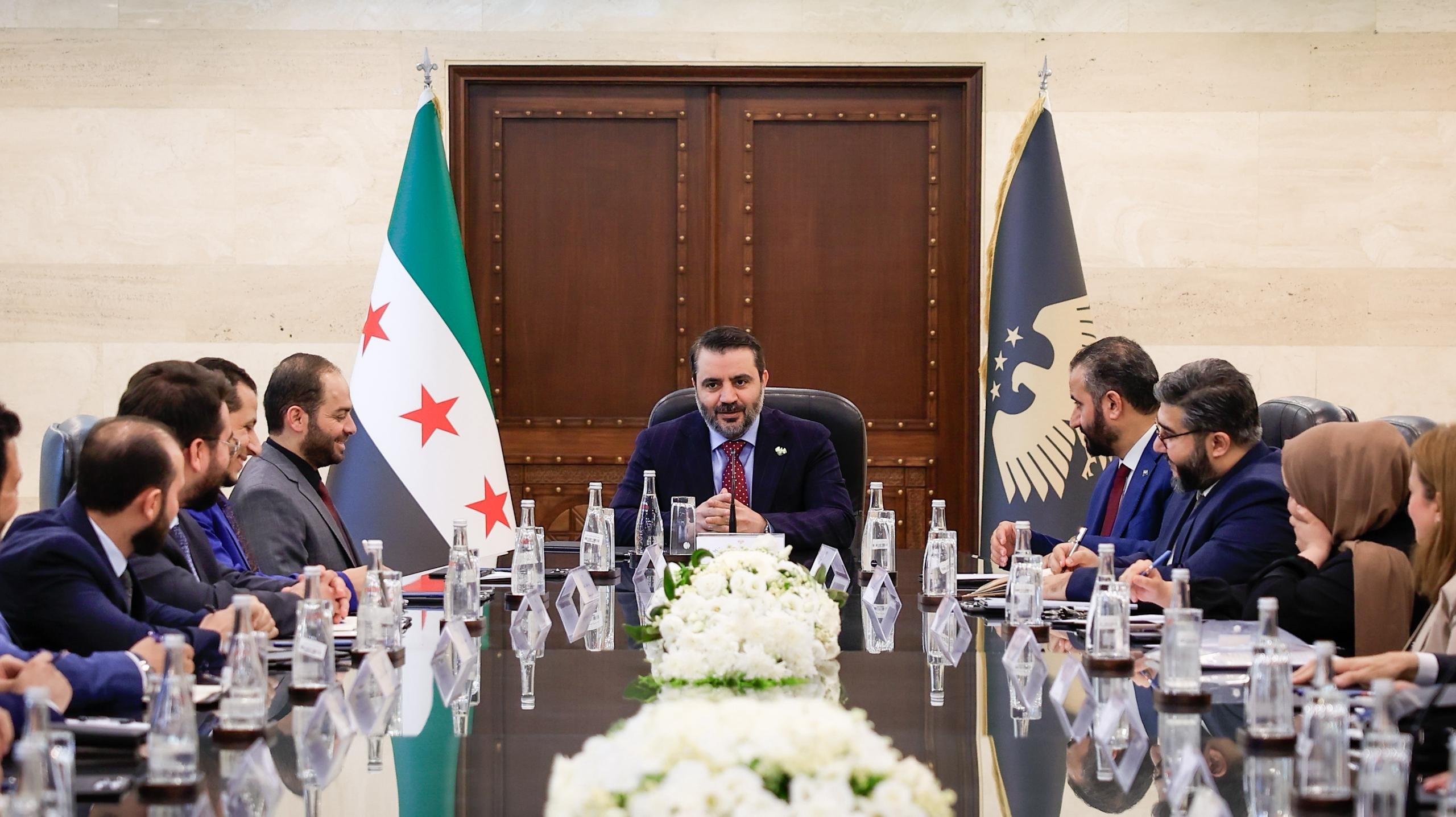 وزير الخارجية والمغتربين يترأس اجتماعًا مع إدارات الوزارة لبحث الخطط المستقبلية