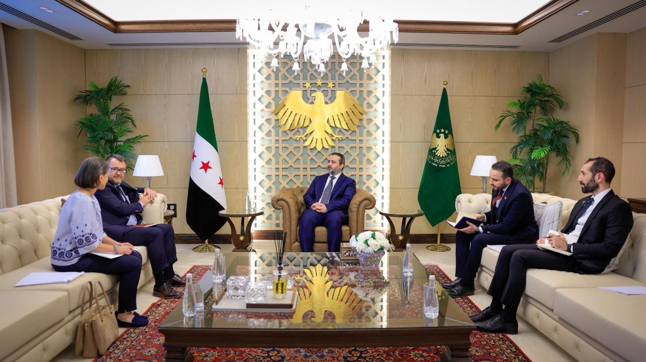 Minister of Foreign Affairs and Expatriates, Mr. Asaad Hassan Al-Shaibani, Receives the Italian Ambassador, Mr. Stefano Rafinian, at the Ministry's Headquarters