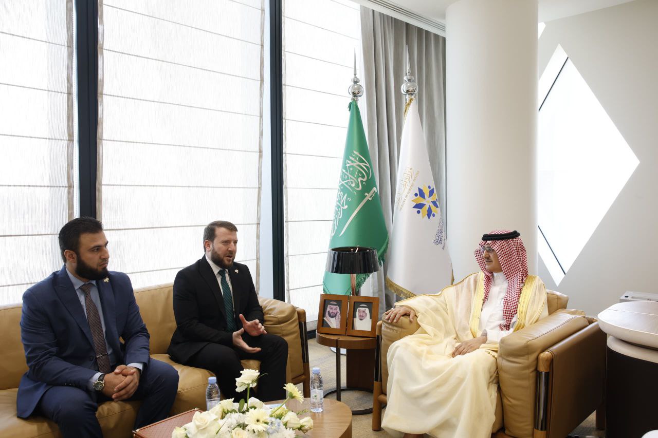 Signing a Memorandum of Understanding and Joint Cooperation between the Syrian Diplomatic Institute and the Prince Saud Al-Faisal Institute for Diplomatic Studies in Saudi Arabia