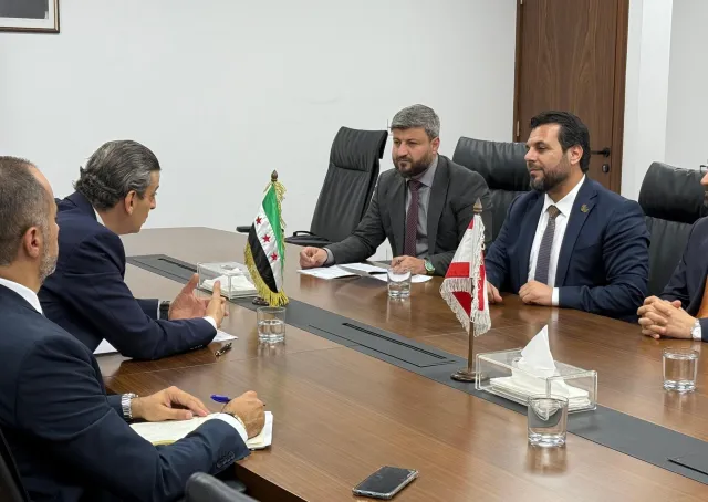 التقى وفد تقني من وزارة الخارجية والمغتربين برئاسة مدير إدارة الشؤون العربية الدكتور محمد الأحمد بالسيد إبراهيم عساف مدير الشؤون السياسية والقنصلية في وزارة الخارجية اللبنانية