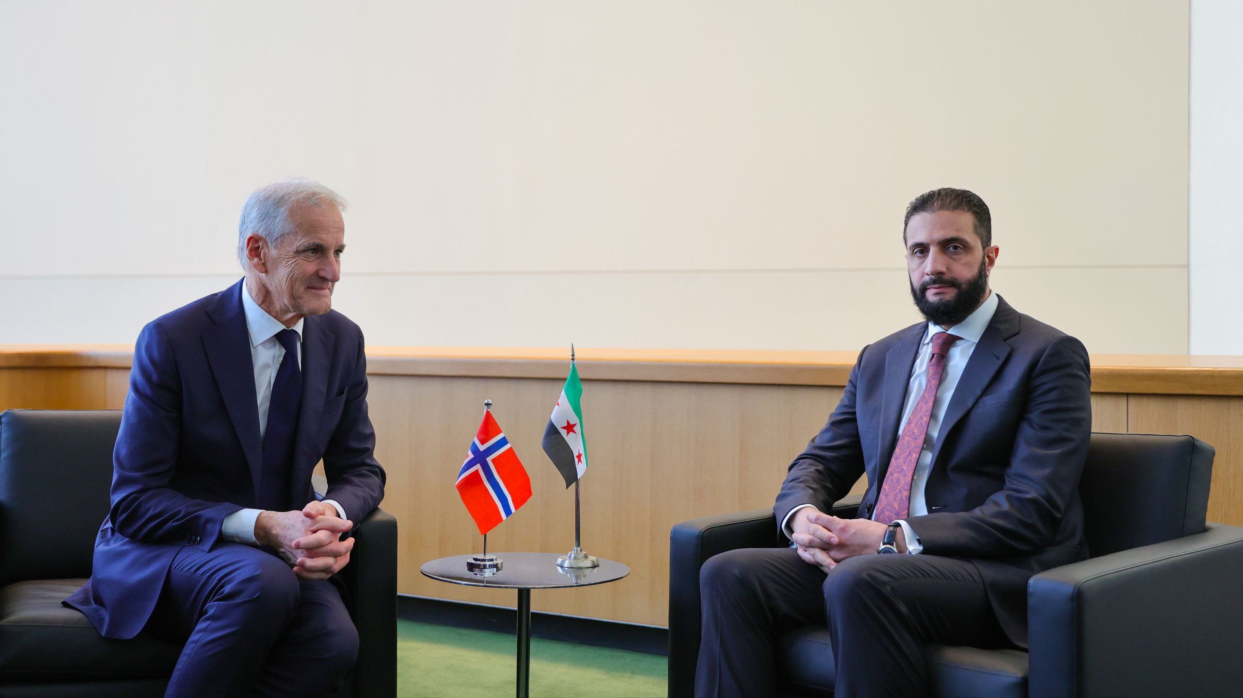 President Al-Sharaa Meets Norwegian Prime Minister Støre on Sidelines of UNGA 80