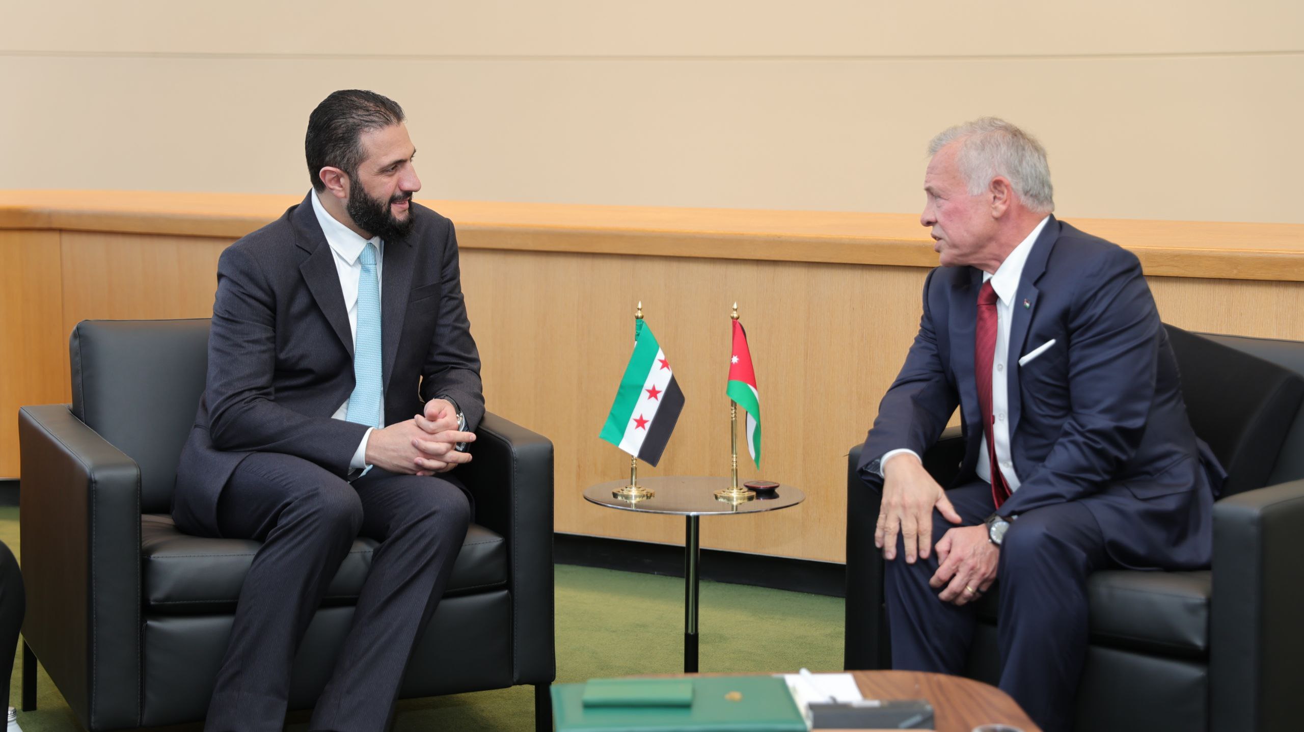 President Al-Sharaa Meets King Abdullah II on the Sidelines of the UNGA Session in New York